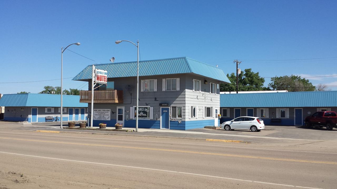 Royals Inn Motel Malta Exterior photo